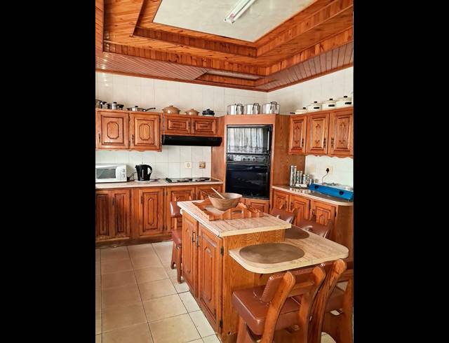 3 BEDROOM HOUSE FOR SALE IN BEDWORTH PARK